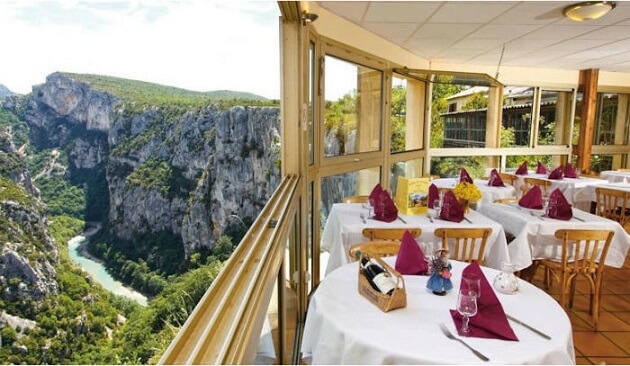 Restaurants incroyables dans le monde, tables avec vue