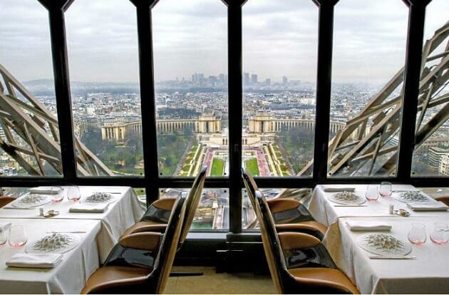 Restaurants incroyables dans le monde, tables avec vue
