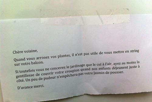 Chers voisins, mots de voisins