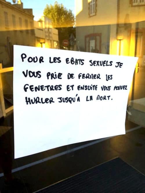 Chers voisins, mots de voisins