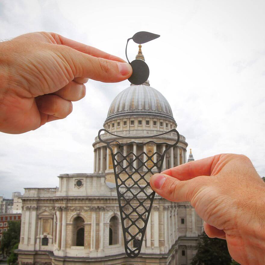 Rich McCor, Paperboyo, photos, morceaux de papier