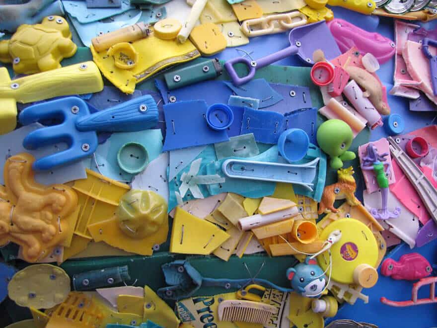 trash art, déchets plastiques, océans