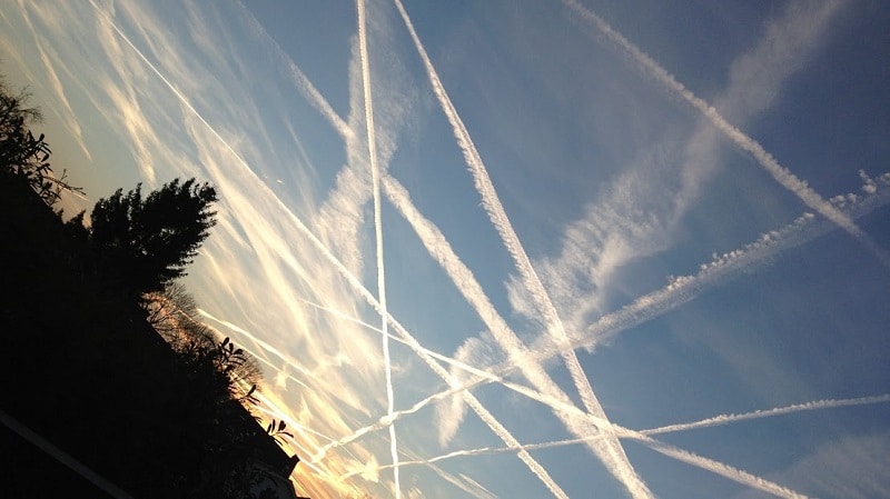 Théorie du complot sur les chemtrails
