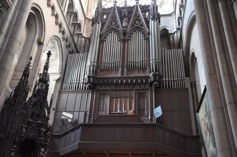 À Lyon, les grandes orgues de Saint-Georges vont faire peau neuve