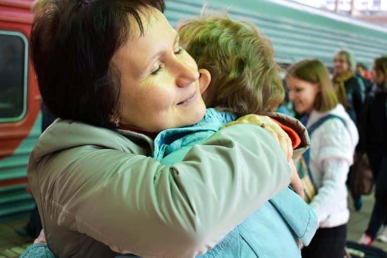 Des conseils pour survivre aux réunions de famille en tant qu’introverti