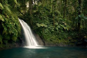 Voyage en Guadeloupe : nos astuces pour payer votre billet d&rsquo;avion le moins cher possible